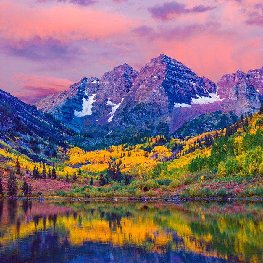 Maroon Bells autumn aspen trees,lake reflections,Aspen Colorado
